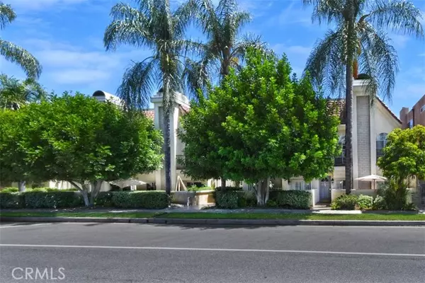 Toluca Lake (los Angeles), CA 91602,4444 Moorpark Way #103