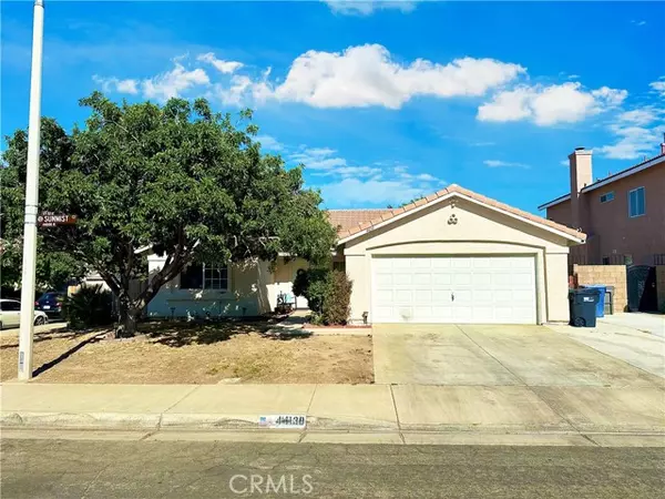 44138 Sunmist Court, Lancaster, CA 93535