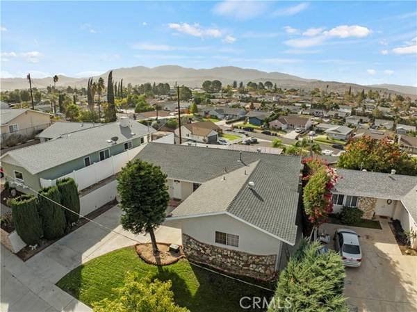 19820 Merryhill Street, Canyon Country (santa Clarita), CA 91351