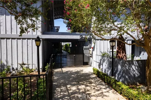 Encino (los Angeles), CA 91316,5447 Zelzah Avenue #116