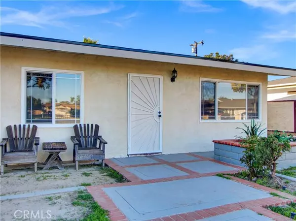 Santa Ana, CA 92703,1114 N Gates Street