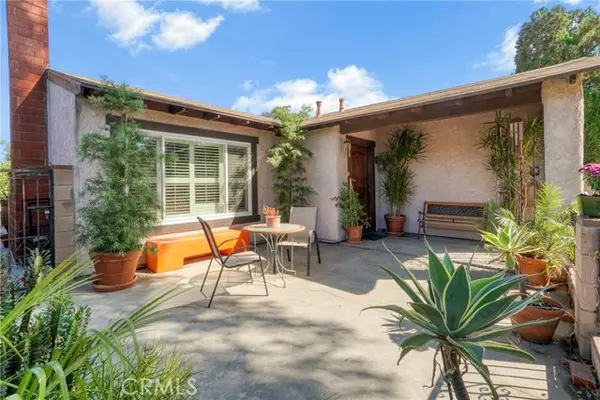 20011 Eccles Street, Winnetka (los Angeles), CA 91306