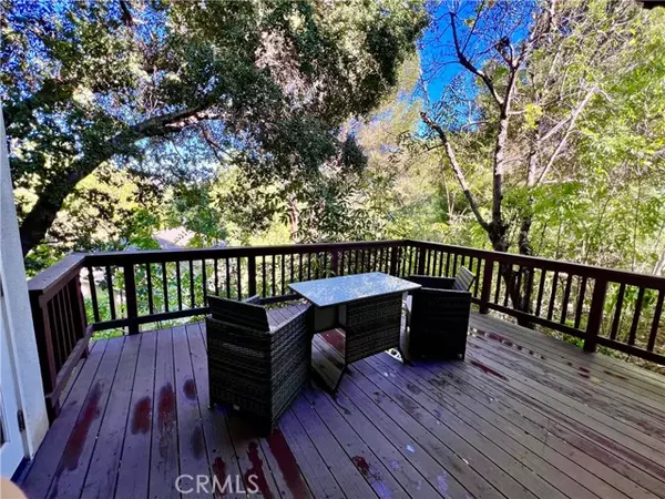 Studio City (los Angeles), CA 90068,7718 Skyhill Drive