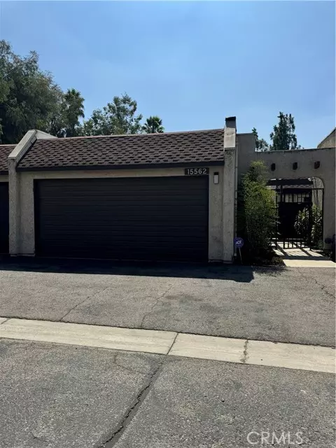 15562 Viewridge Lane #47, Granada Hills (los Angeles), CA 91344