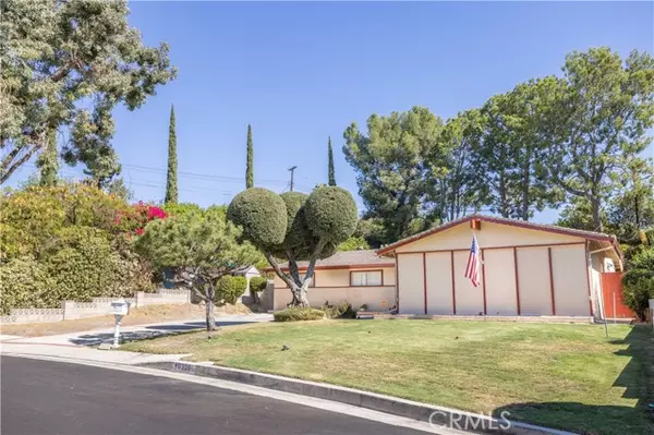 16350 Buchet Drive, Granada Hills (los Angeles), CA 91344