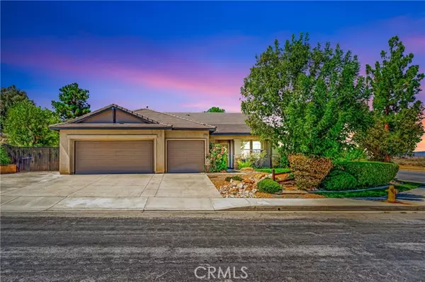 42355 Ridge View Drive, Lancaster, CA 93536