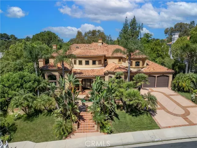 Calabasas, CA 91302,5327 Newcastle Lane