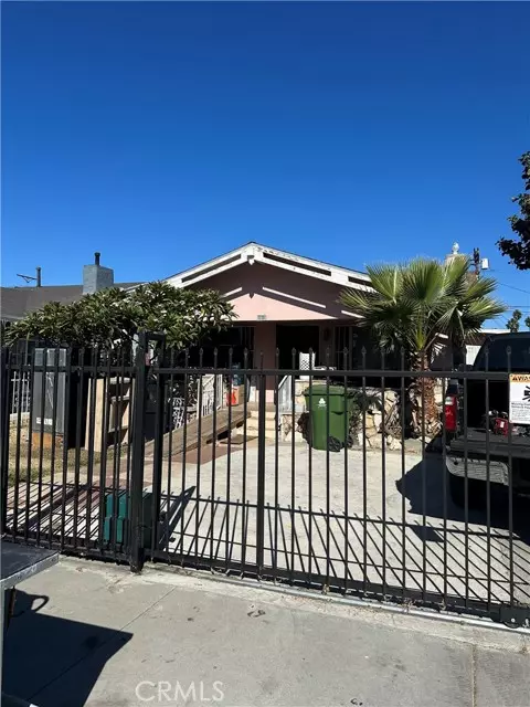 1131 W 53rd Street, Los Angeles, CA 90037