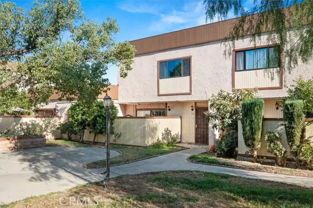 Sun Valley (los Angeles), CA 91352,9120 Telfair Avenue #13