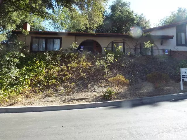 Encino (los Angeles), CA 91316,4444 Rochelle Place