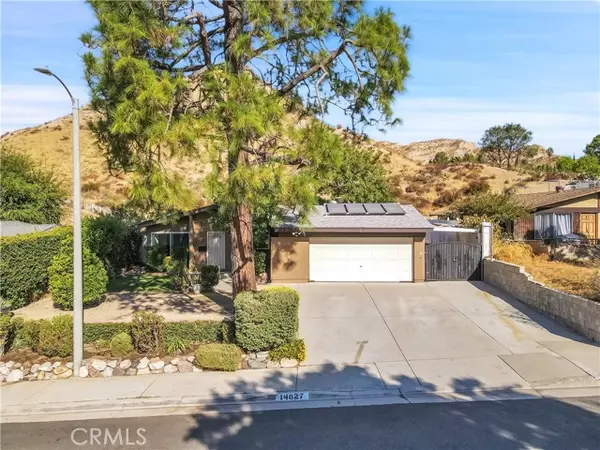 14827 Canna Valley Street, Canyon Country (santa Clarita), CA 91387