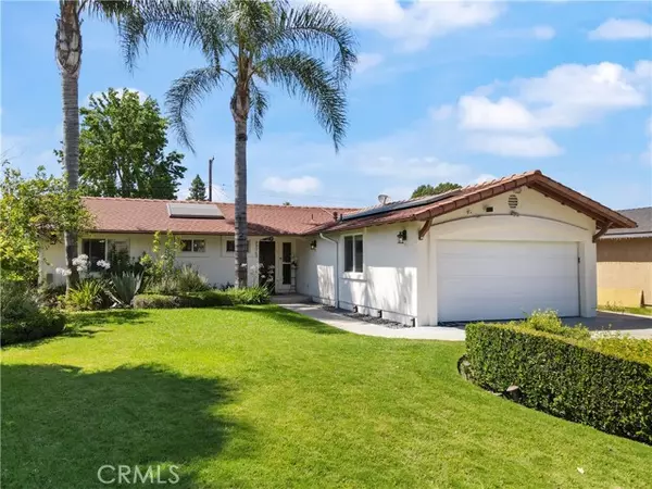 23363 Erwin Street, Woodland Hills (los Angeles), CA 91367