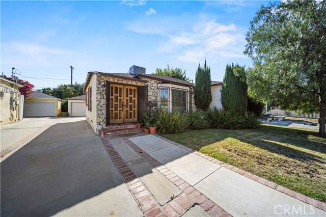 17430 Haynes Street, Van Nuys (los Angeles), CA 91406