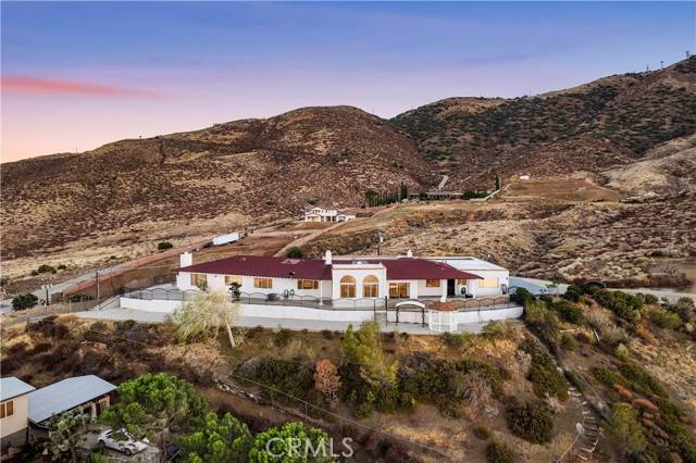 645 Lakeview Drive, Palmdale, CA 93551