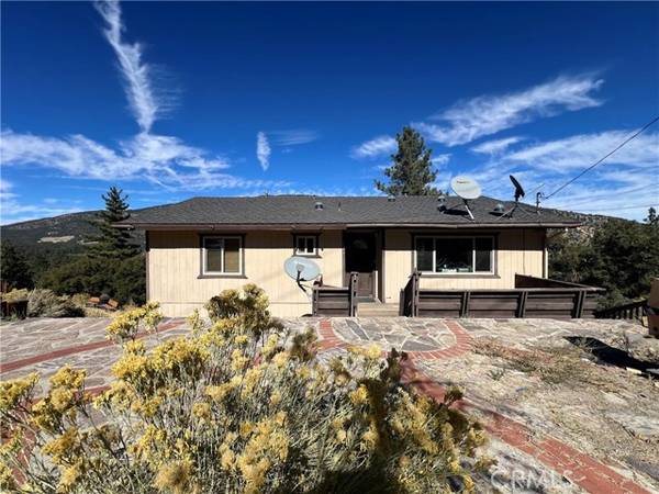 2200 St Anton Drive, Pine Mtn Club, CA 93222