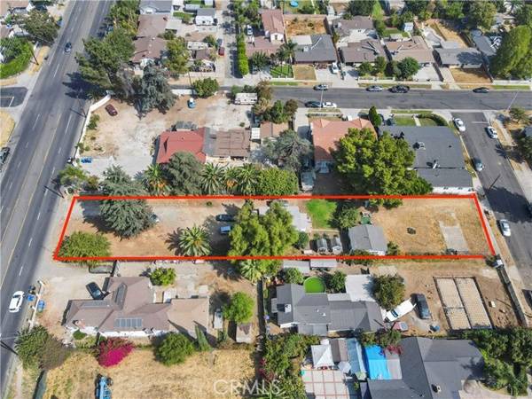 14018 Hubbard Street, Sylmar (los Angeles), CA 91342