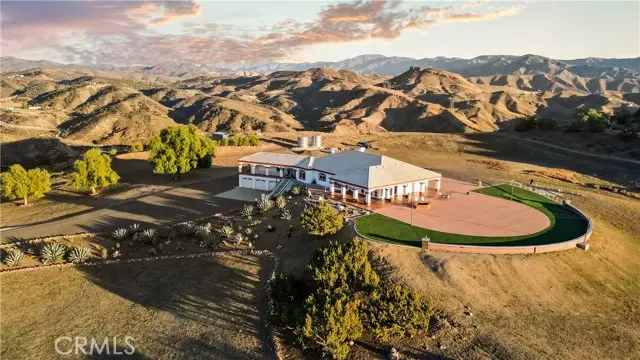 31800 Diamond View Lane, Agua Dulce, CA 91390