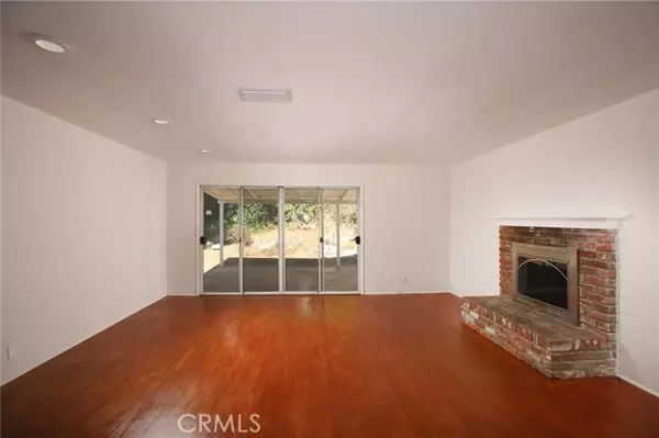 3711 Los Olivos Lane, La Crescenta, CA 91214