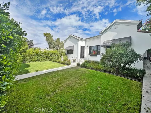 542 N Kilkea Drive, Los Angeles, CA 90048