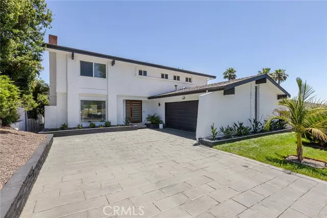 West Hills (los Angeles), CA 91307,7296 Hyannis Drive