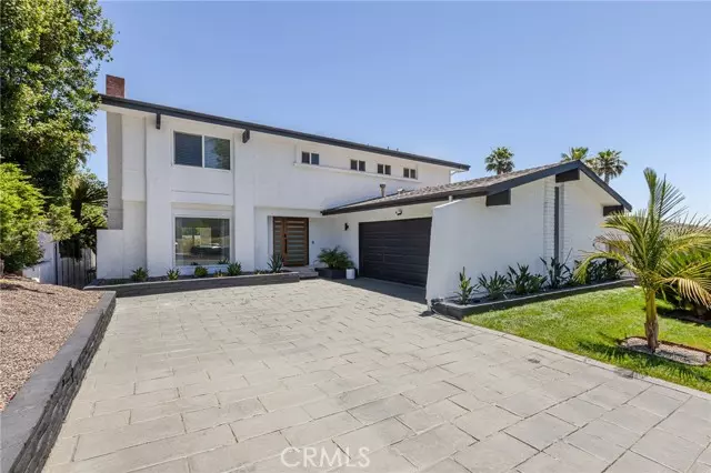 West Hills (los Angeles), CA 91307,7296 Hyannis Drive