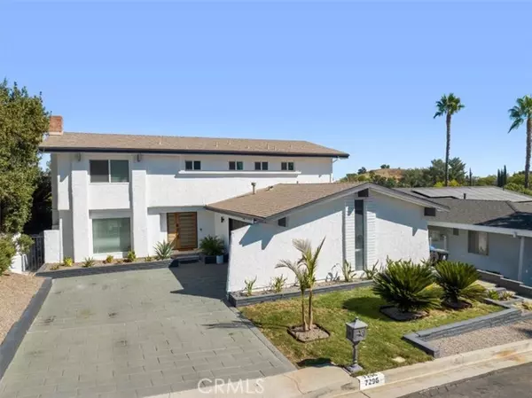 West Hills (los Angeles), CA 91307,7296 Hyannis Drive