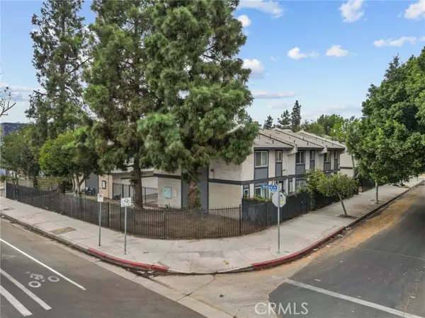 11014 Arminta Street #13, Sun Valley (los Angeles), CA 91352