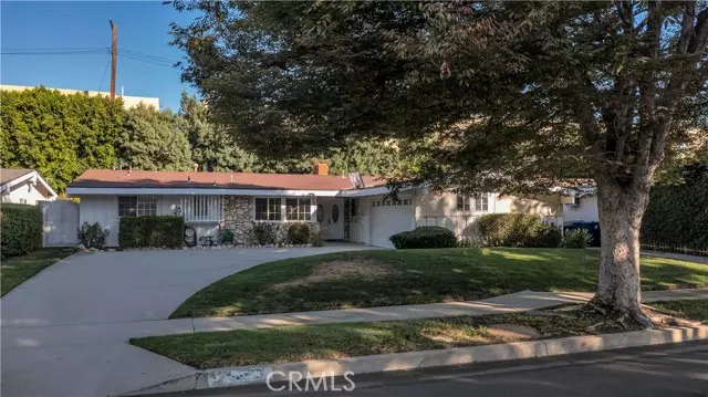 Woodland Hills (los Angeles), CA 91364,23133 Bigler Street