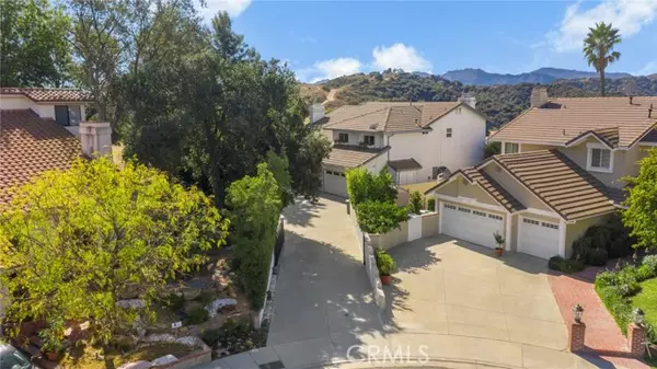 Calabasas, CA 91302,22100 Dardenne Street