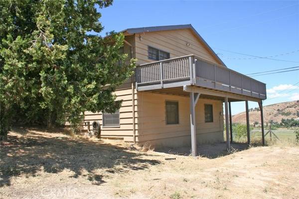 42858 Bluehills Drive, Elizabeth Lake, CA 93532