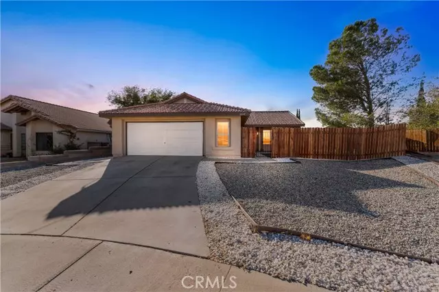 Rosamond, CA 93560,3357 Discovery Way