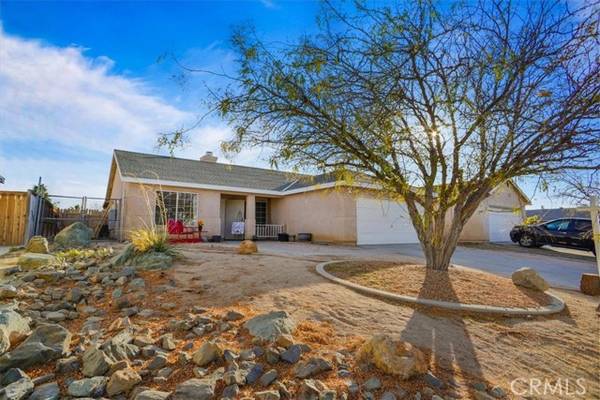 1024 Armstrong Ave, Rosamond, CA 93560