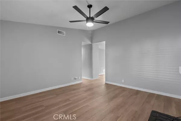 Saugus (santa Clarita), CA 91350,27944 Oregano Circle