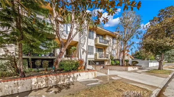 Sherman Oaks, CA 91423,14247 Riverside Drive #203