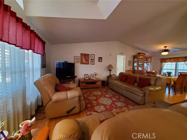 Saugus (santa Clarita), CA 91350,29021 Bouquet Canyon Road #249