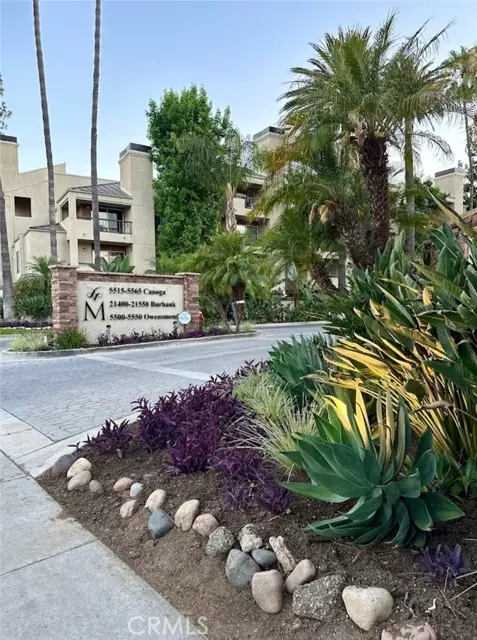 Woodland Hills (los Angeles), CA 91367,5540 Owensmouth Avenue #105