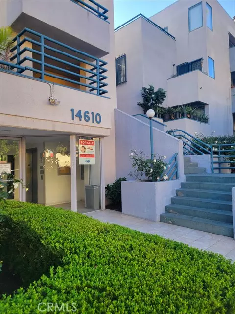 14610 Erwin Street #304, Van Nuys (los Angeles), CA 91411