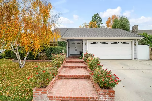 Valencia (santa Clarita), CA 91355,25403 Via Novia