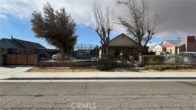 15843 M Street, Mojave, CA 93501