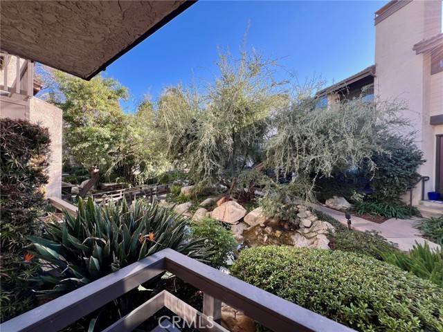 21800 Marylee Street #54, Woodland Hills (los Angeles), CA 91367
