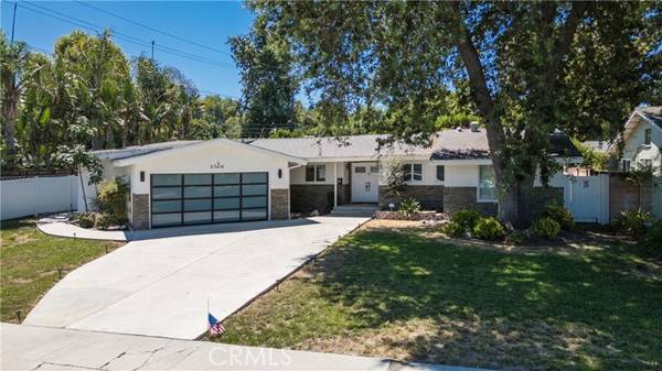 23414 Clarendon Street, Woodland Hills (los Angeles), CA 91367