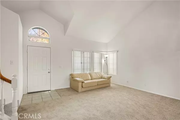 Saugus (santa Clarita), CA 91350,22125 Pamplico Drive