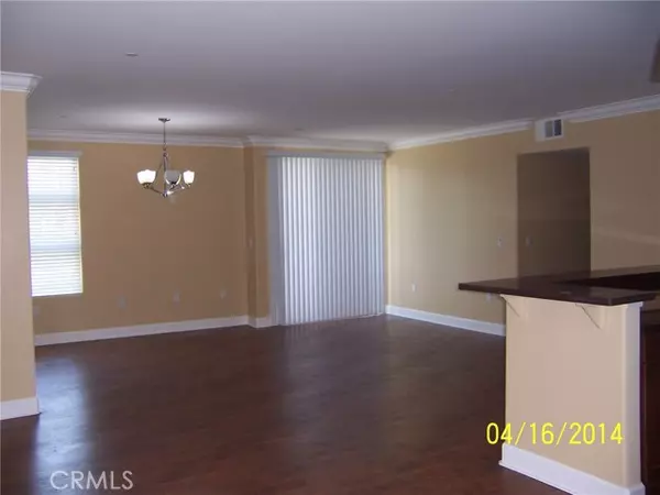 Studio City (los Angeles), CA 91604,4112 Whitsett Avenue #204