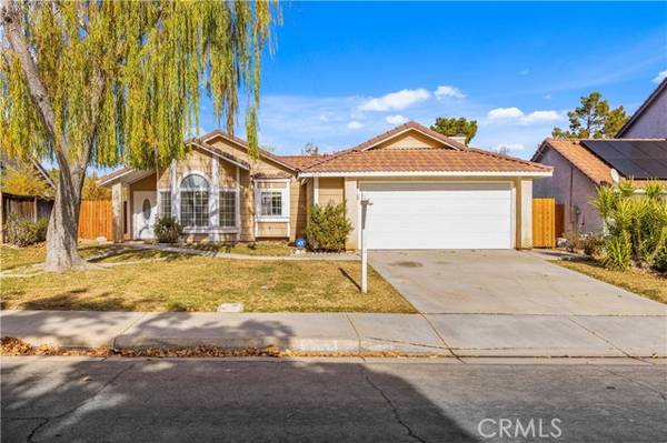 3041 Twincreek Avenue, Palmdale, CA 93551