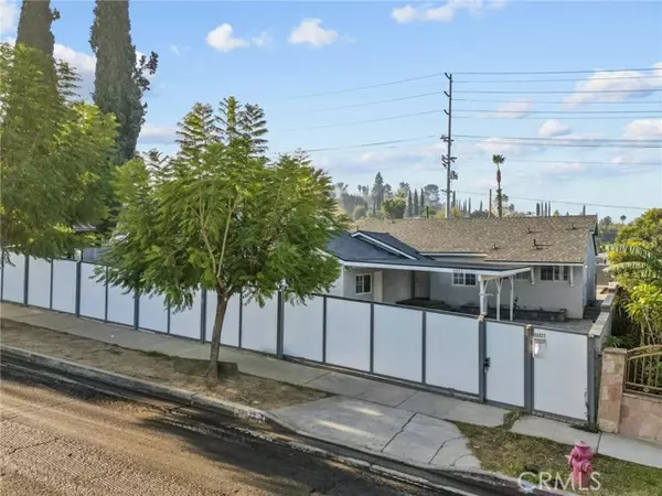 10923 Jamie Avenue, Pacoima (los Angeles), CA 91331