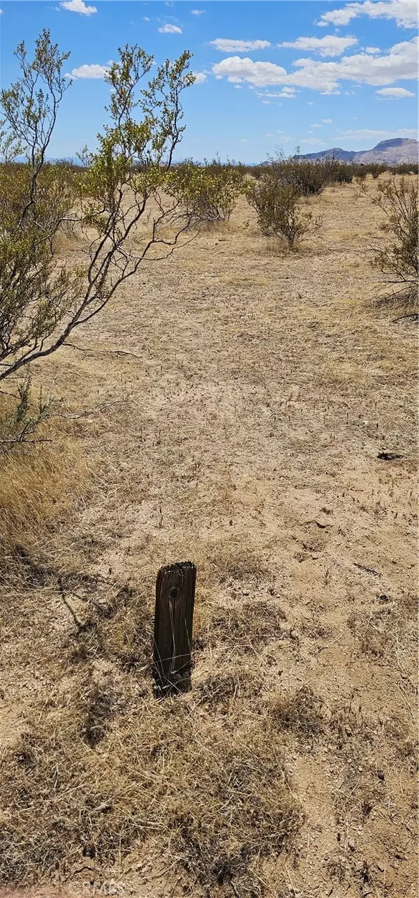 Mojave, CA 93501,0 15th Street