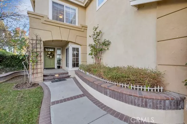 Valencia (santa Clarita), CA 91354,23014 Weymouth Place