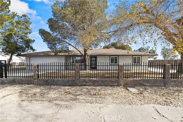 41420 154th Street, Lake Los Angeles, CA 93535