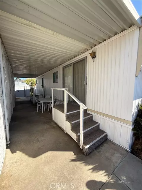 Bakersfield, CA 93301,4000 N Chester Ave #18