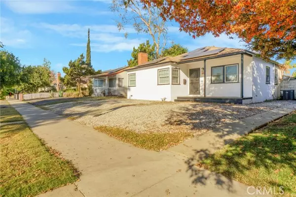 15035 Bassett Street, Van Nuys (los Angeles), CA 91405